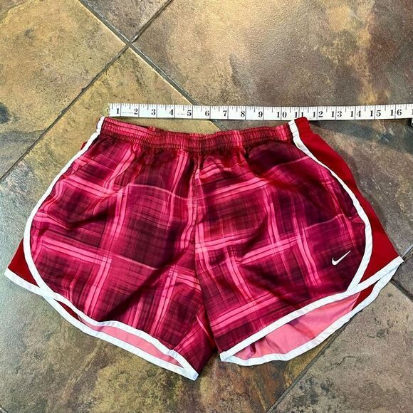 Nike Dri-Fit Girl’s Running Shorts XL - Picture 2 of 8